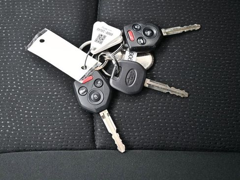 Used 2017 Subaru Legacy 2.5i Premium image 31