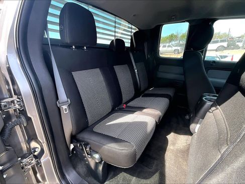 Used 2014 Ford F150 STX w/ Equipment Group 201A Mid image 19