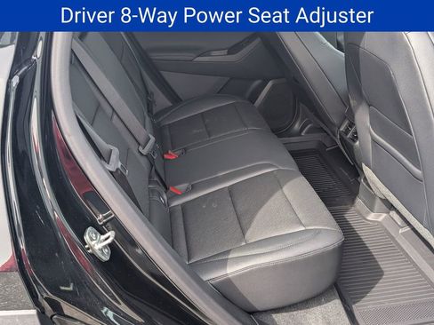 New 2026 Chevrolet Equinox LT w/ Convenience Package II AWD/4WD image 23