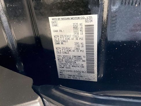 Used 2024 Nissan Rogue S AWD/4WD image 36