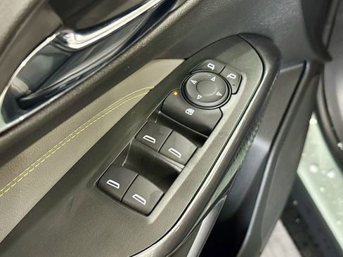 New 2026 Chevrolet Trax ACTIV w/ Sunroof Package image 18