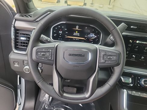 New 2026 GMC Sierra 2500 Denali Ultimate image 21