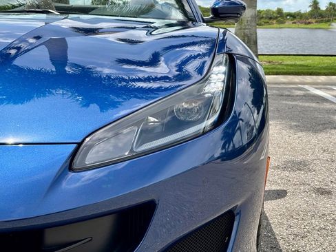 Used 2020 Ferrari Portofino RWD image 29