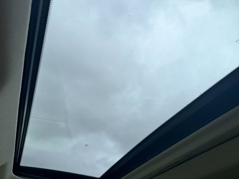 Used 2017 INFINITI QX70 2WD image 25