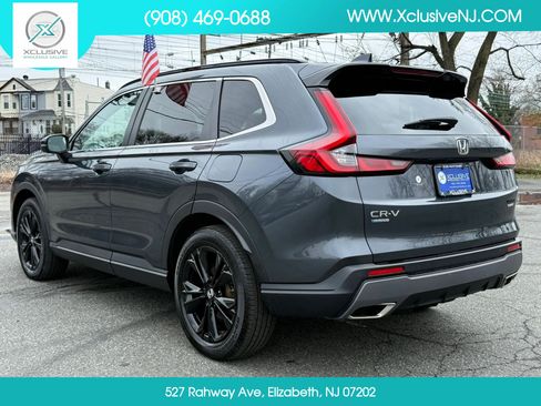Used 2023 Honda CR-V Sport Touring image 2