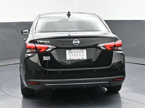 New 2025 Nissan Versa SV w/ Trunk Package image 38