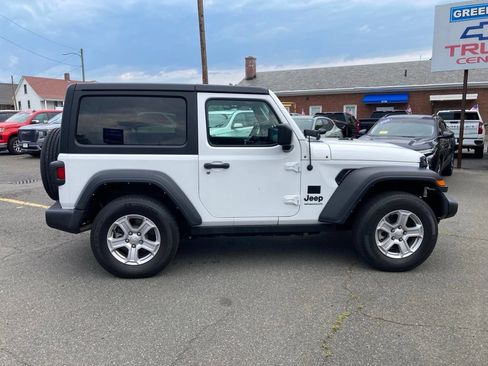 Used 2022 Jeep Wrangler Sport AWD/4WD image 22
