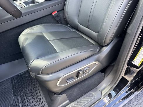 New 2026 Jeep Grand Wagoneer 4WD image 34