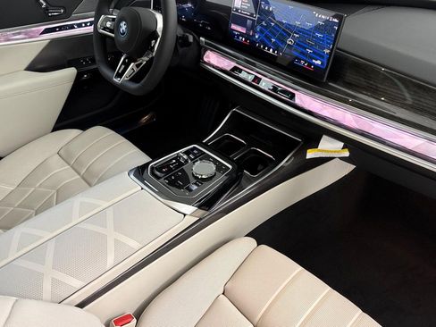 New 2026 BMW i7 eDrive50 w/ M Sport Package image 28