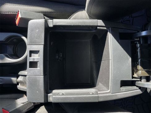 Used 2016 Jeep Wrangler Unlimited Sport w/ Connectivity Group image 25