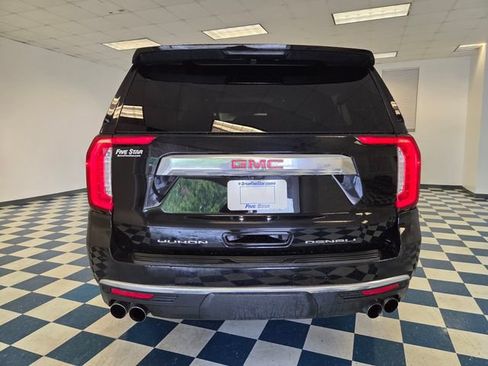 Used 2023 GMC Yukon XL Denali w/ Denali Reserve Package AWD/4WD image 6