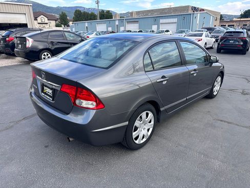 Used 2010 Honda Civic LX image 3