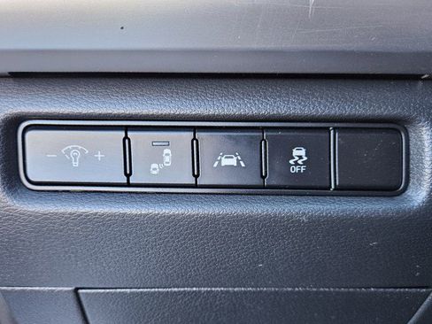 Used 2021 Kia Telluride LX image 15