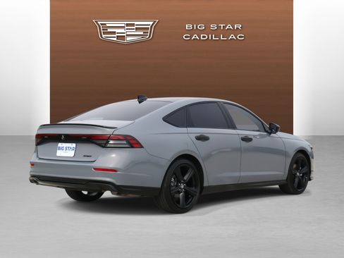 Used 2025 Honda Accord Sport image 5