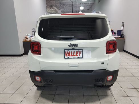 Used 2019 Jeep Renegade Limited w/ Quick Order Package 22P image 16
