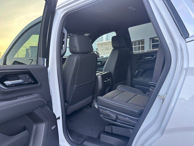 New 2026 GMC Yukon Denali AWD/4WD image 33