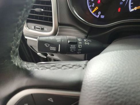 Used 2019 Jeep Grand Cherokee Limited AWD/4WD image 15