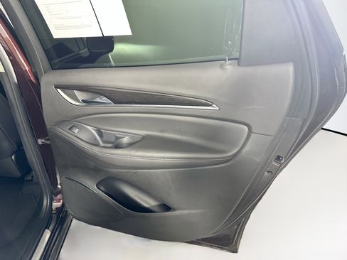 Used 2020 Buick Enclave Avenir w/ Avenir Technology Package image 33