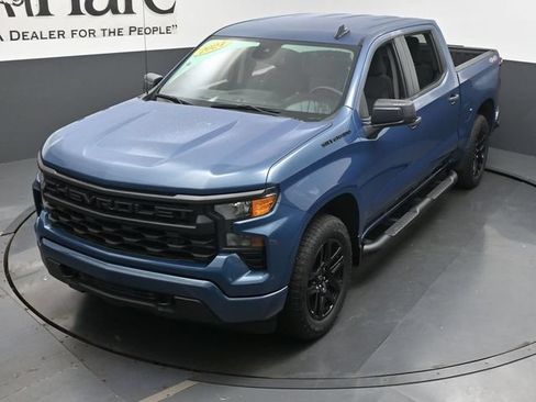Used 2024 Chevrolet Silverado 1500 Custom w/ Turbomax Blackout Package AWD/4WD image 61