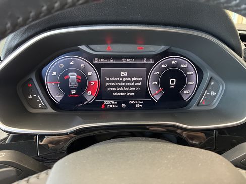 Used 2020 Audi Q3 2.0T Premium Plus AWD/4WD image 27