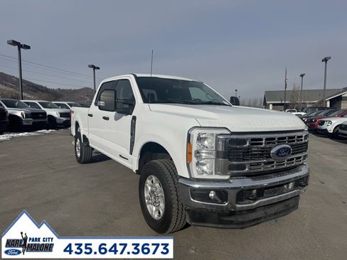 Used 2023 Ford F250 XLT w/ FX4 Off-Road Package image 2
