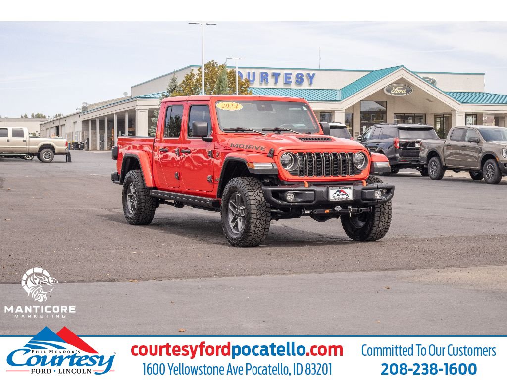 Used 2024 Jeep Gladiator Mojave AWD/4WD image 1