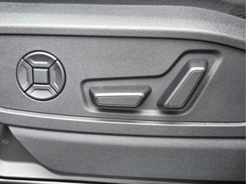 Used 2025 Audi Q5 Premium Plus AWD/4WD image 23