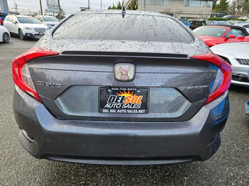 Used 2016 Honda Civic Touring image 13