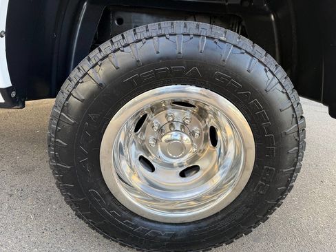 Used 2016 RAM 3500 Tradesman w/ Chrome Appearance Group image 31