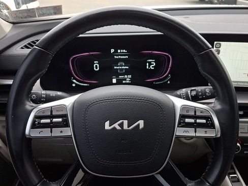 Used 2023 Kia Telluride S w/ S Sunroof Package image 18