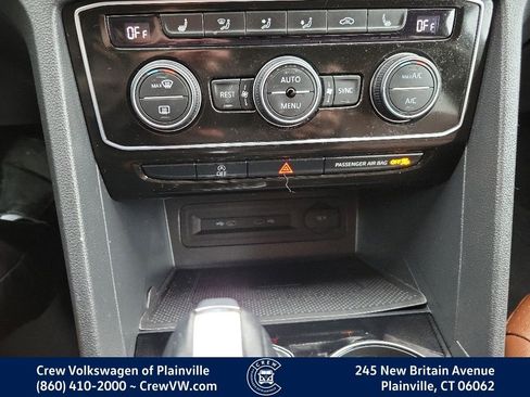 Used 2023 Volkswagen Atlas SE AWD/4WD image 8