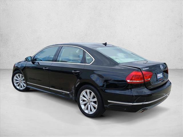 Used 2012 Volkswagen Passat 2.5 SEL FWD image 8