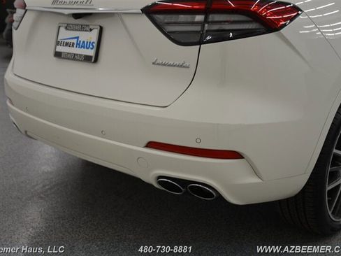 Used 2022 Maserati Levante GT image 39