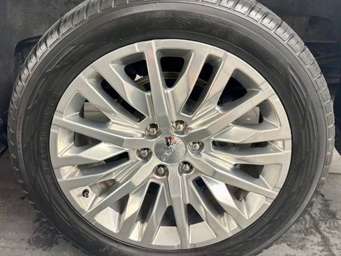 Used 2019 GMC Sierra 1500 Denali w/ Denali Ultimate Package AWD/4WD image 10