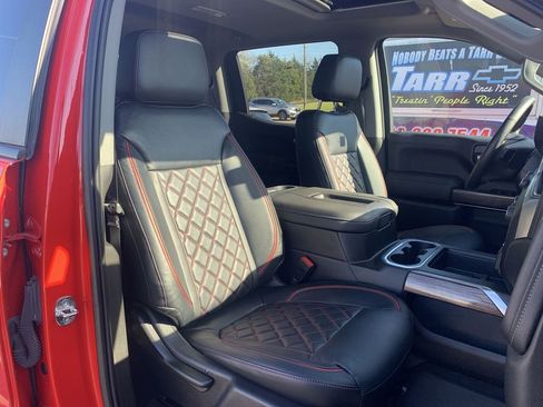 Used 2021 Chevrolet Silverado 1500 LT Trail Boss w/ Convenience Package II image 24