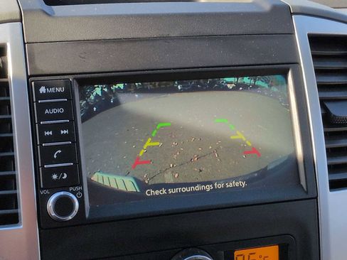 Used 2021 Nissan Frontier SV w/ Midnight Edition Floor Mats image 29