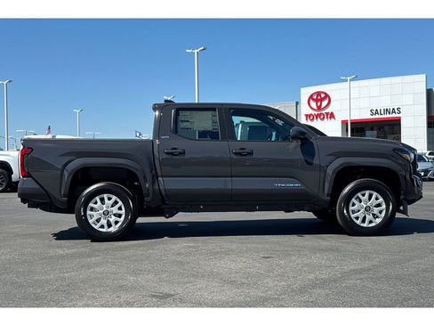 New 2026 Toyota Tacoma SR5 AWD/4WD image 3