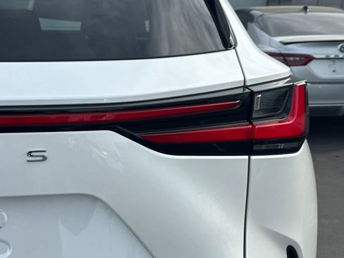 Used 2025 Lexus NX 350 AWD w/ Accessory Package (A2) image 16