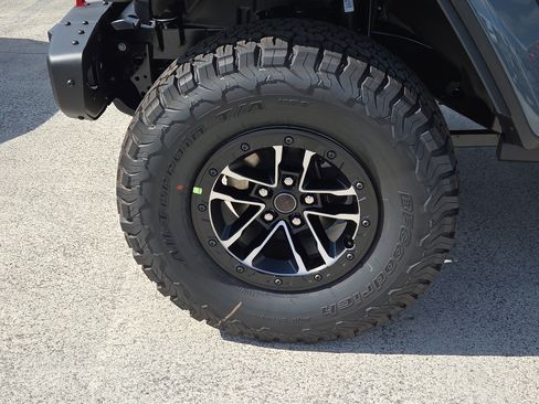 New 2026 Jeep Wrangler Unlimited Rubicon image 11