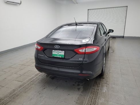 Used 2015 Ford Fusion SE image 7