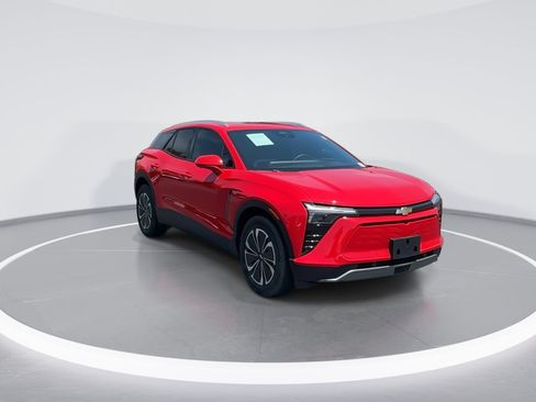 Used 2024 Chevrolet Blazer EV LT AWD/4WD image 2