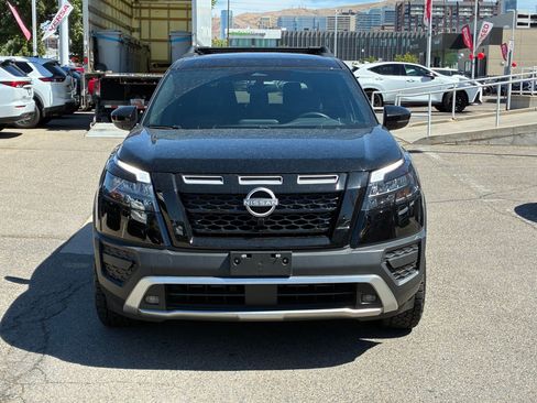 Used 2025 Nissan Pathfinder Rock Creek AWD/4WD image 11