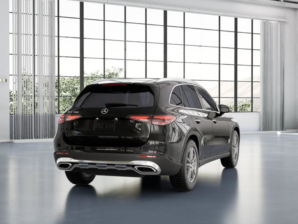 Used 2026 Mercedes-Benz GLC 300 image 23