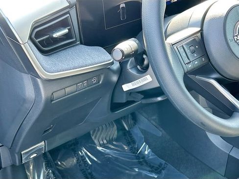 New 2026 Nissan Kicks SV w/ SV Premium Package FWD image 7