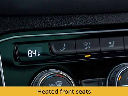 Used 2022 Volkswagen Atlas Cross Sport SEL R-Line image 29