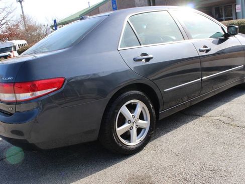 Used 2004 Honda Accord EX image 11