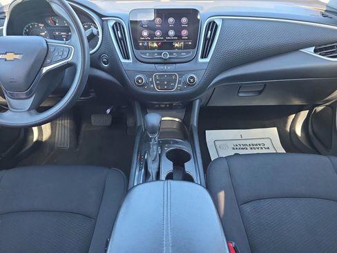 Used 2024 Chevrolet Malibu LT image 30