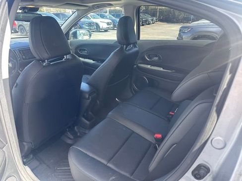 Used 2022 Honda HR-V EX-L image 4