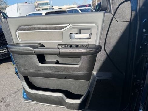 Used 2021 RAM 2500 Big Horn image 17