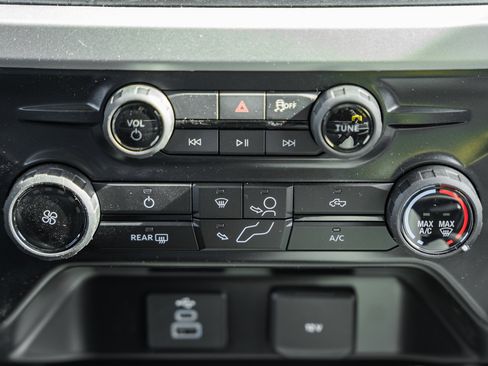 New 2026 Ford F550 4x4 Crew Cab image 31